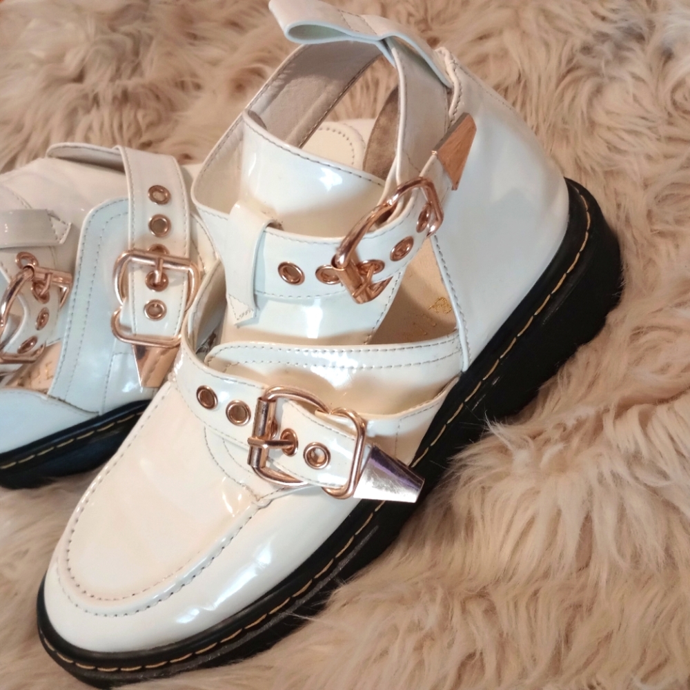 White Cutout Gold Buckle Boot Shoe